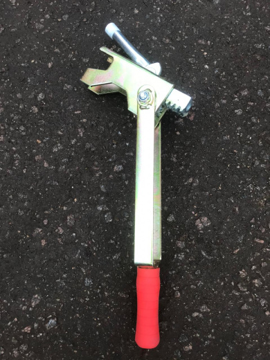 Ключ для пружинного зажима